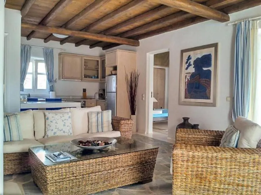 Cozy Cycladic Home , Close To Ornos Beach
