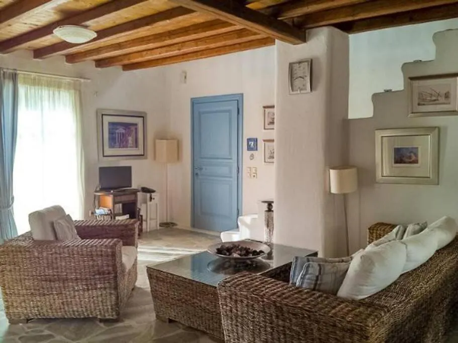 Holiday home Cozy Cycladic Home , Close To Ornos Beach Greece
