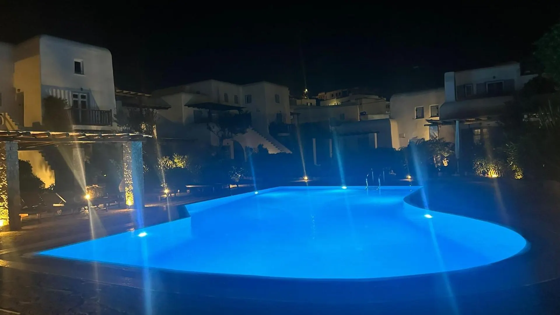 Cozy Cycladic Home , Close To Ornos Beach Greece